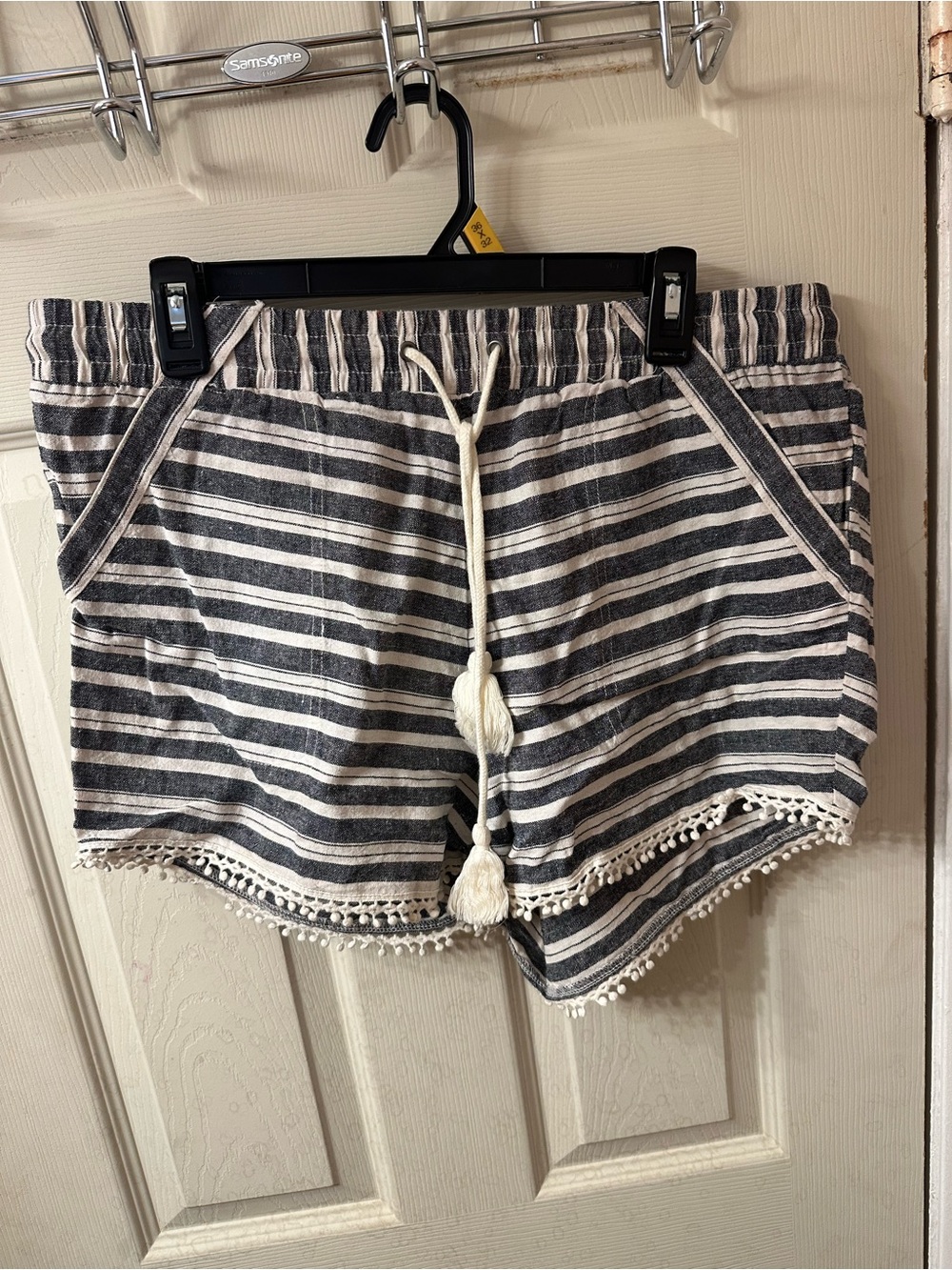 Striped Drawstring Pom-Pom Women's Shorts - Navy & White XL
